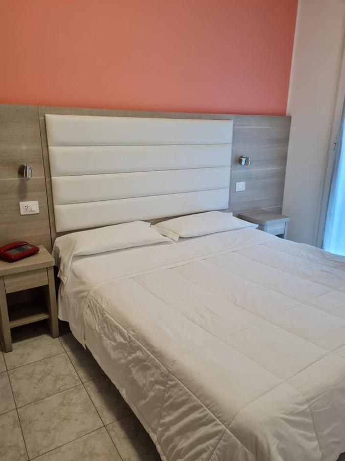 Hotel San Marco Pesaro Eksteriør billede