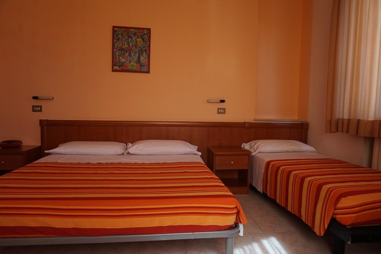 Hotel San Marco Pesaro Eksteriør billede